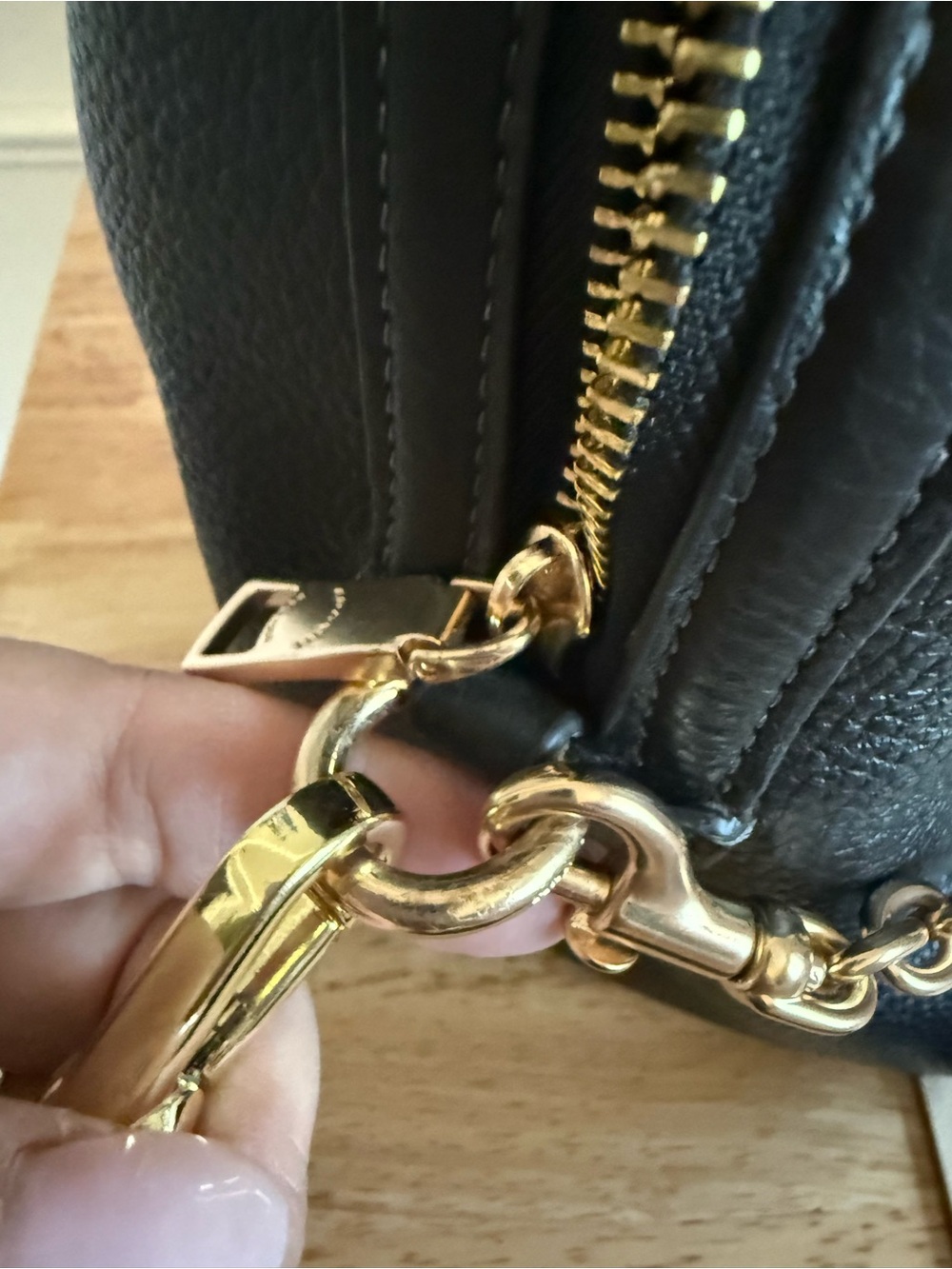 Coach Large Rowan Pebble Leather - Picture 2 of 9
